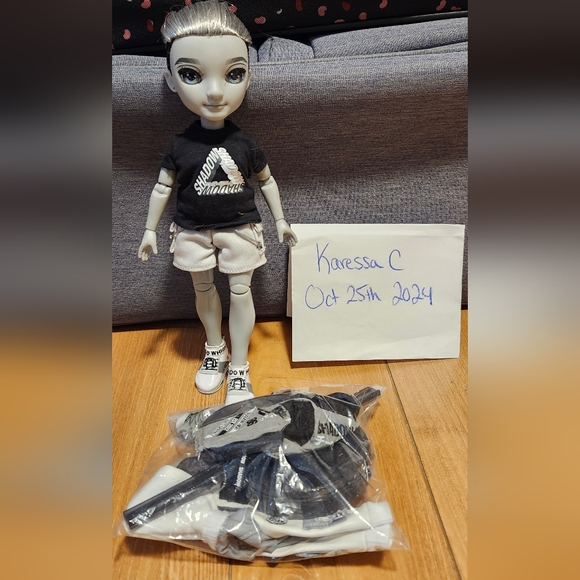 rainbow high Other - Shadow High Ash Doll